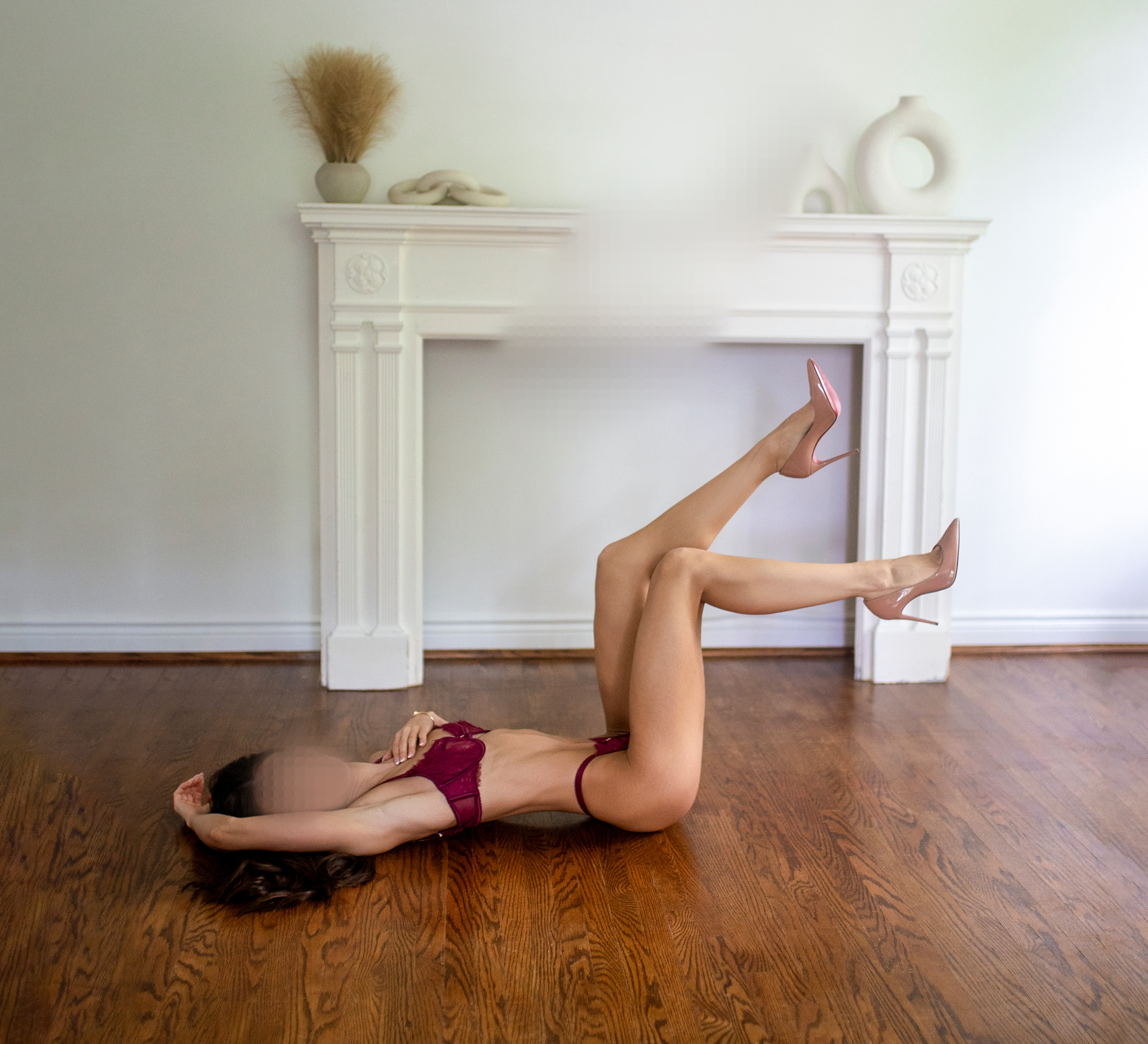 Elara Vela 8
